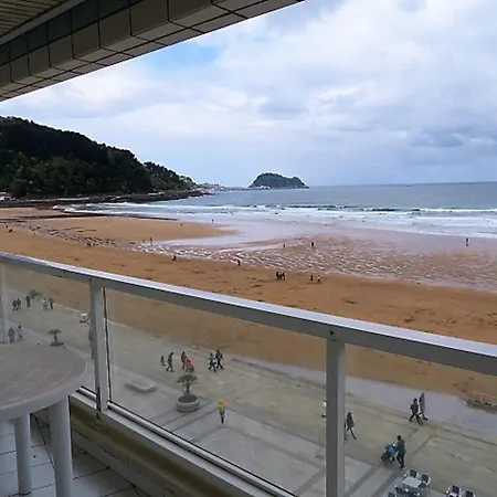 Apartamento San Luis-1ªlínea Playa, Vista Increible, Garaje By Egona Zarautz